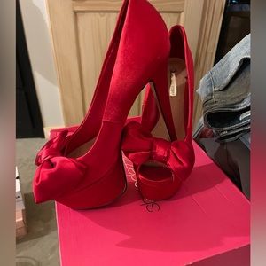 H by Halston Satin Peep Toes